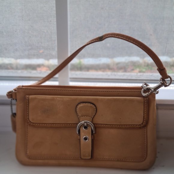 Vintage Coach Wristlet Brown 7.5" X 4.5" Zip Closure Buckle No Dustbag